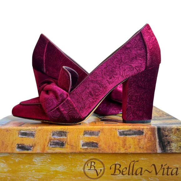 Bella Vita Gala II Velvet Pump Jacquard Embossed Pattern Block Heel Red 10W NEW - Picture 4 of 8